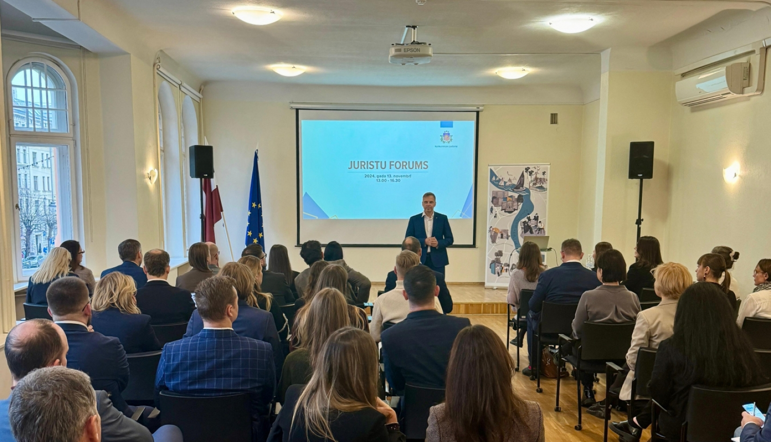 Aizvadīts 9. Juristu forums